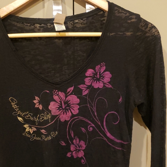 Black long sleeve tshirt. Size medium - Picture 4 of 7